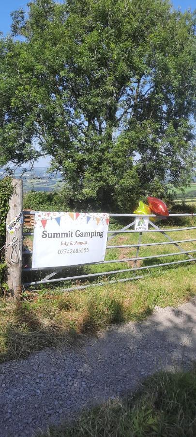 Summit Camping Kit Hill Cornwall Panoramic Views Grass Pitch From 15Pn Or Bella Bell Tent 75Pn Callington Extérieur photo