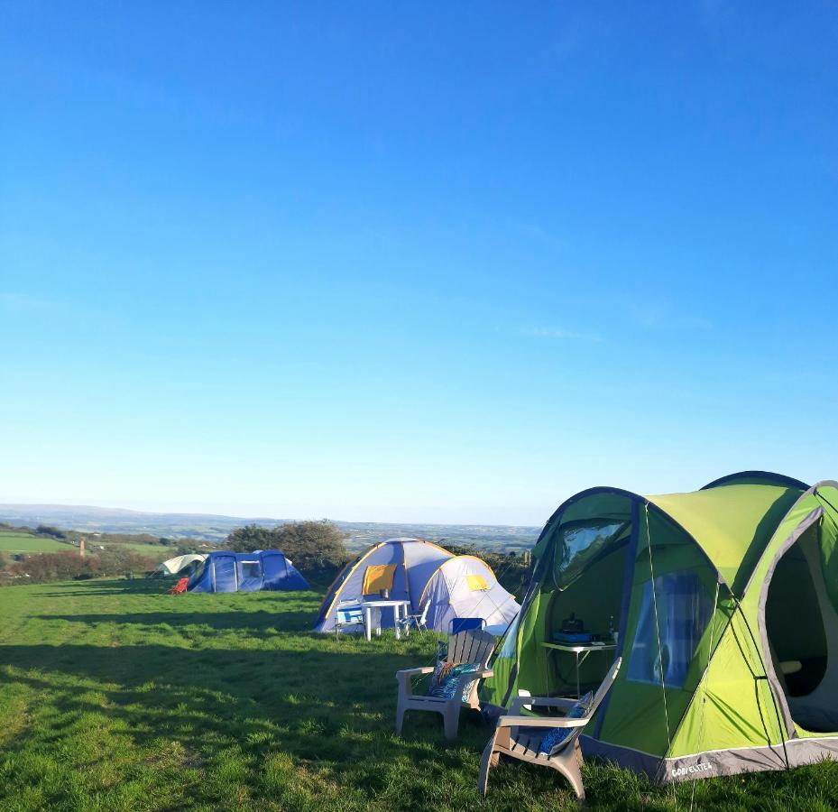 Summit Camping Kit Hill Cornwall Panoramic Views Grass Pitch From 15Pn Or Bella Bell Tent 75Pn Callington Extérieur photo